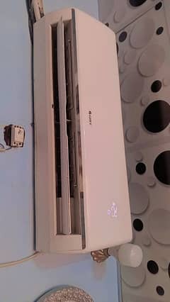 genuine condition mein hai no repair okay