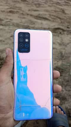 Infnix note 8 6/128 only back crack ha