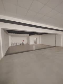 3000sqft TILED FLOOR, F/M WASHROOM, KITCHEN,LIFT, VAST PARKING, BEST FOR EVERY BUSINESS