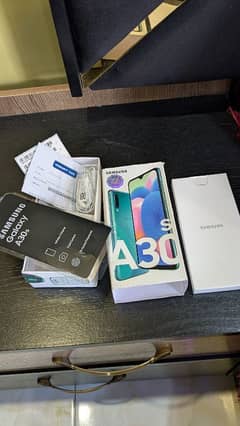 SAMSUNG A30S 4/128