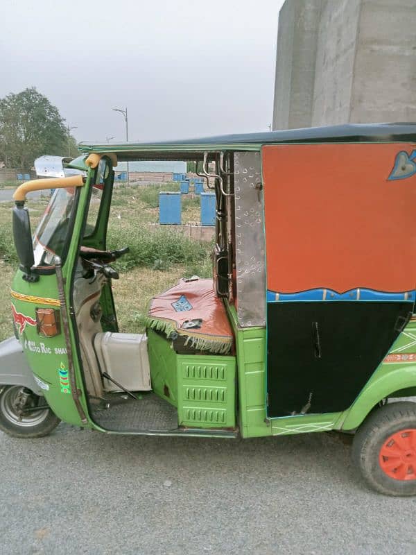 Auto in new condition 0