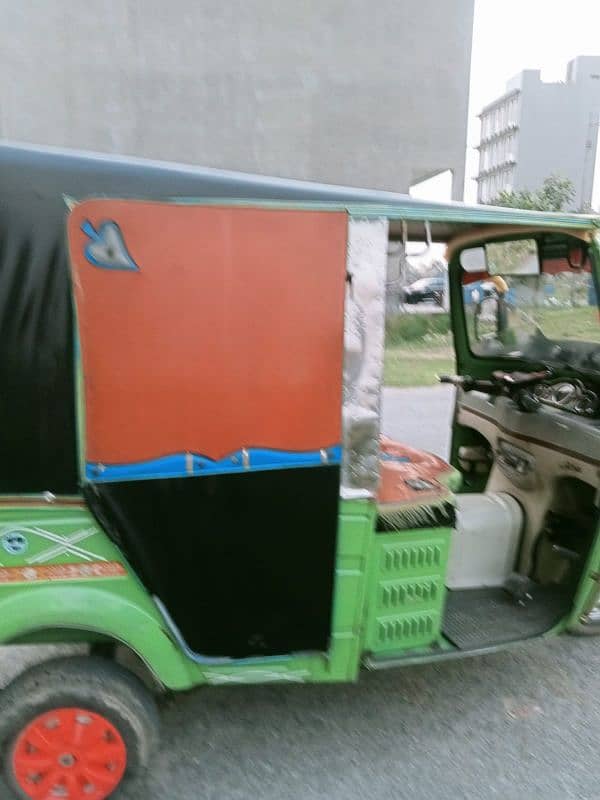 Auto in new condition 2