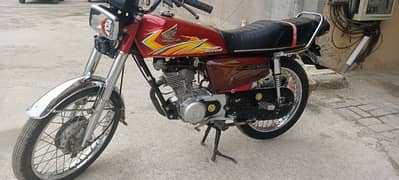 Honda 125 Red Peshawar