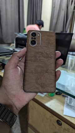 Xiaomi poco f3 12/256 with complete box. pub g gaming
