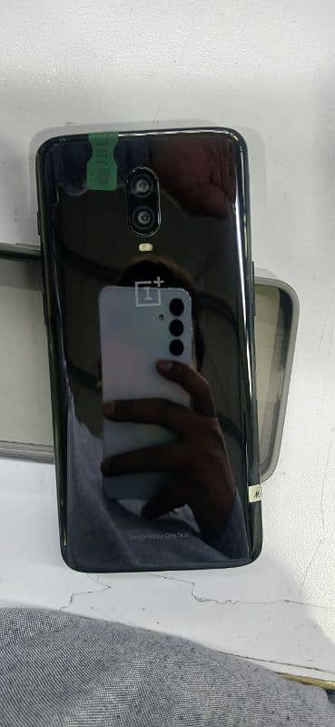 oneplus 6t 10/10 Condition. . . 0