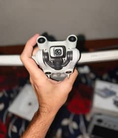 DJI