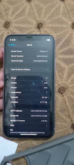 iphone 11 jv argent sale all okay battery 74% 64gb all okay