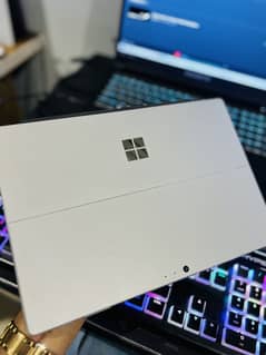 Microsoft Surface Pro 5 | i7-7th | 12.3 inches display