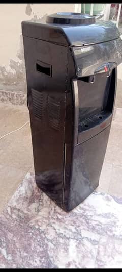Orient Water Dispenser