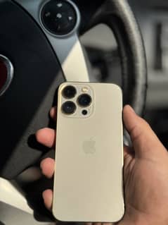 Urjent Iphone 13 pro factory 100 health