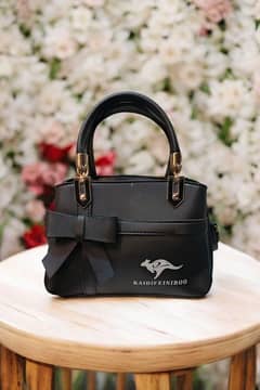 hand bag