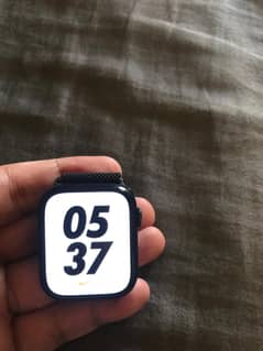 Apple Watch Series 7 Nike Edition