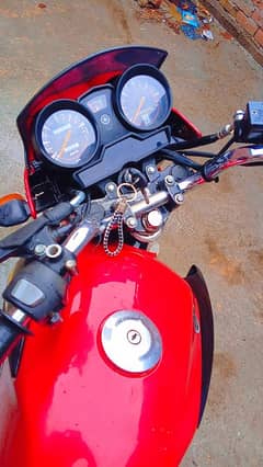 yhama ybr sale very good condition smooth driving 10/10 condition