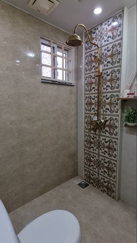 Elegant 5 Marla Furnished House In Bahria Town (Furnished) 5