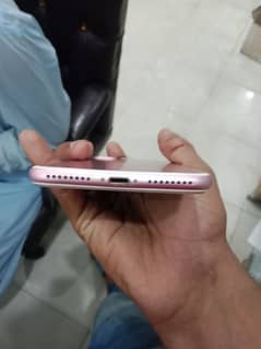 128 gb non pta battery changed from Muscat Apple store no single fault