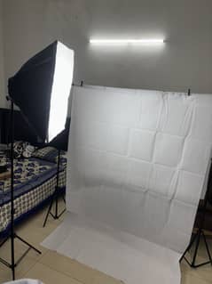 Softbox Studio light and backdrop stand & sheets| complete set