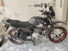 ybr g 125  black colour 2020