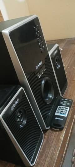 Audionic Bluetooth woofer/speaker