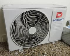 Dawlance split AC in new condition