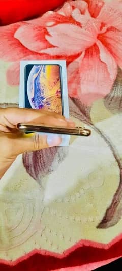 iphone xs max 256 GB PTA approved 03293556197 my WhatsApp number