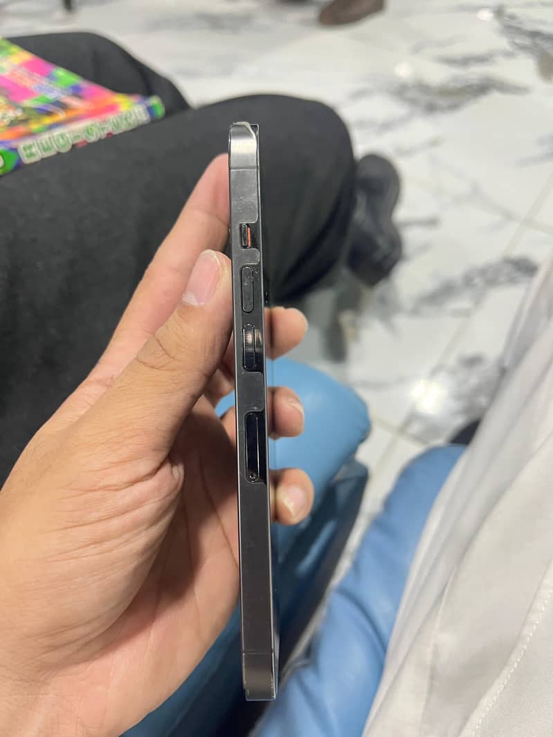 I phone 13 pro 512 GB Non Pta 1