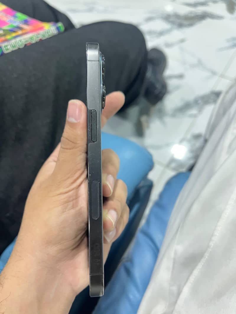 I phone 13 pro 512 GB Non Pta 2
