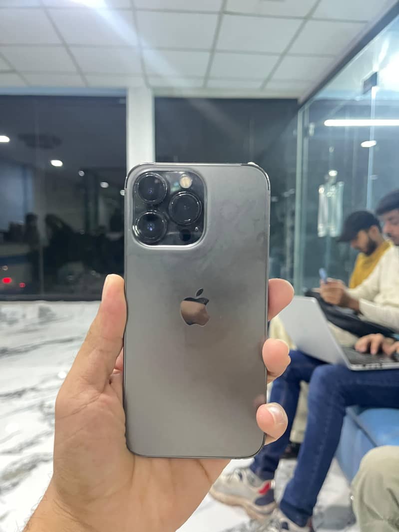 I phone 13 pro 512 GB Non Pta 3
