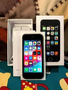 Iphone 5s 64GB full box WhatsApp number 03267483108