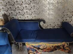 dewan plus two sofas