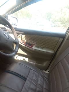 Toyota Corolla se sallon