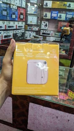 INSTAX