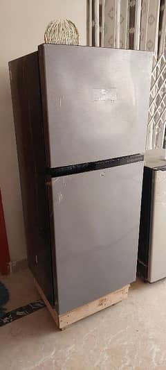 dawlance refrigerator
