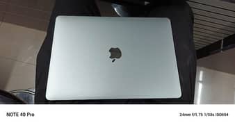 Macbook