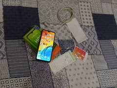 Infinix hot 10 play 4 64 with box or cable sath ha