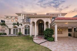 In Allama Iqbal Town - Raza Block House For sale Sized 10 Marla