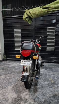 HONDA 2022 RED COLOUR LASH HAN