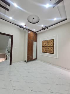 10 Marla Independent House Available For Rent
