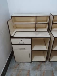 clinic dispensary table