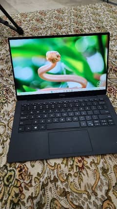 Dell XPS 13 7390, core i7 10 Gen, 4k Display touch