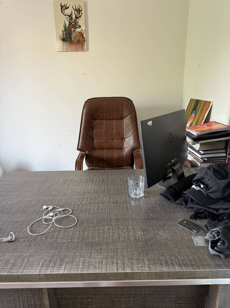 Office table and chair full size table with side table 1