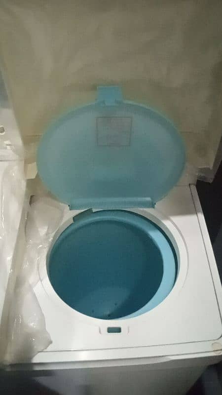 10/10 condition only 2 month used 7