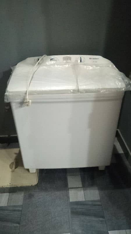 10/10 condition only 2 month used 8