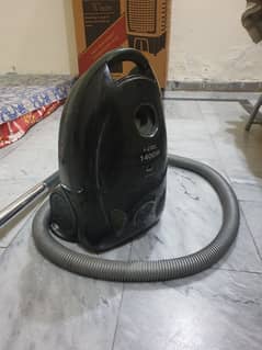 Vaccum cleaner