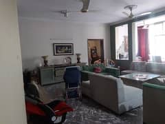 2 Kanal House For Sale On Prime Location