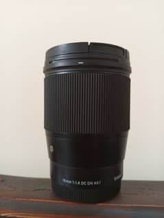 sigma 16mm \ 1.4 DC DN Excellent condition
