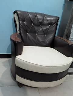 urgent sell sofa set