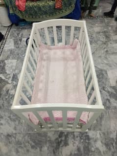 Baby Crib (Giggle Brand)