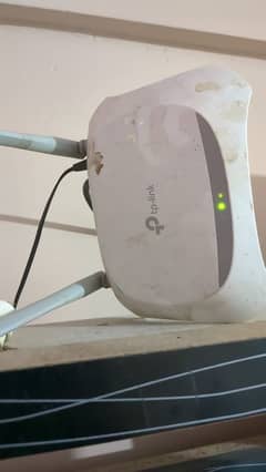 tp link double antenna router with 70 meter cable.