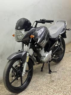 Yamaha ybr125cc 2015 model ( japniess model )