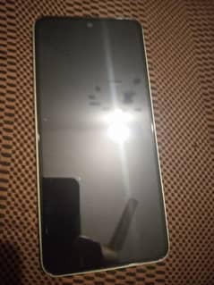vivo y100 neat and clean fone best battery timing
